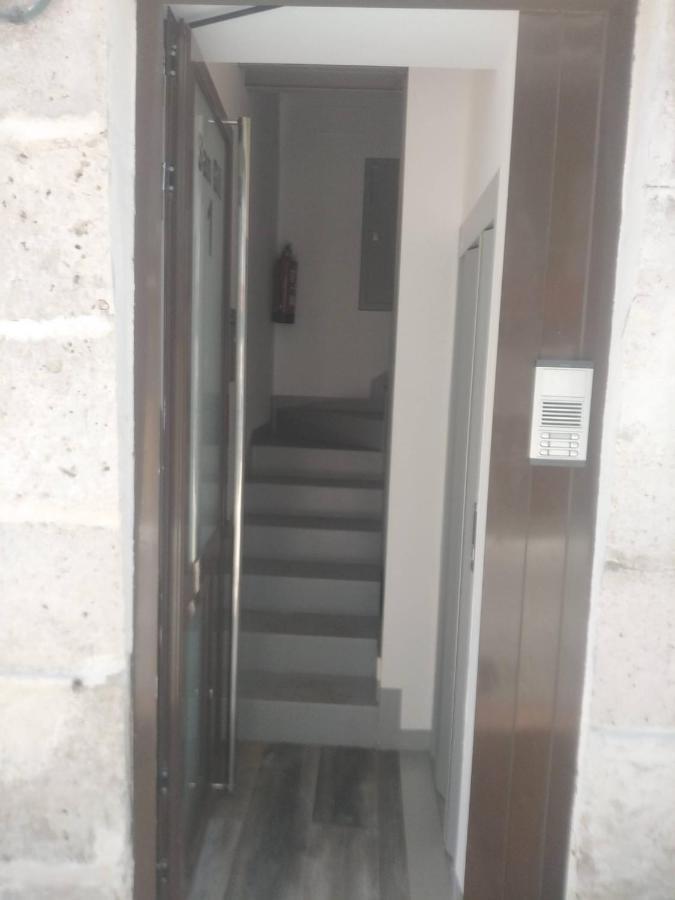 Estudio Con Encanto En Casco Antiguo De Burgos P2 Eksteriør bilde