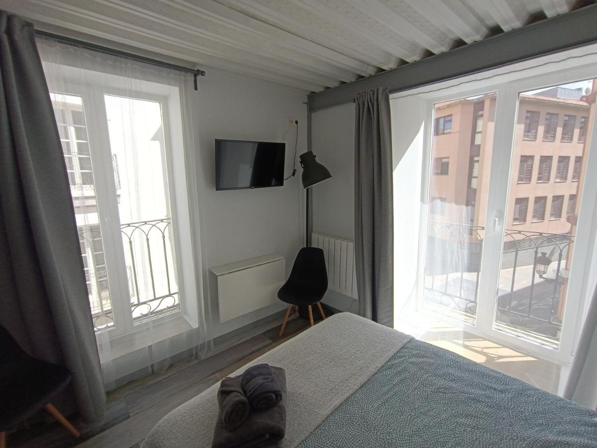Estudio Con Encanto En Casco Antiguo De Burgos P2 Eksteriør bilde